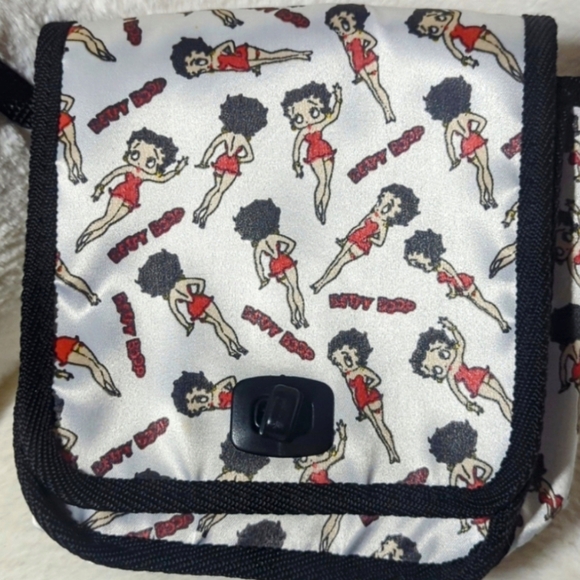 Betty Boop purse - Picture 5 of 5